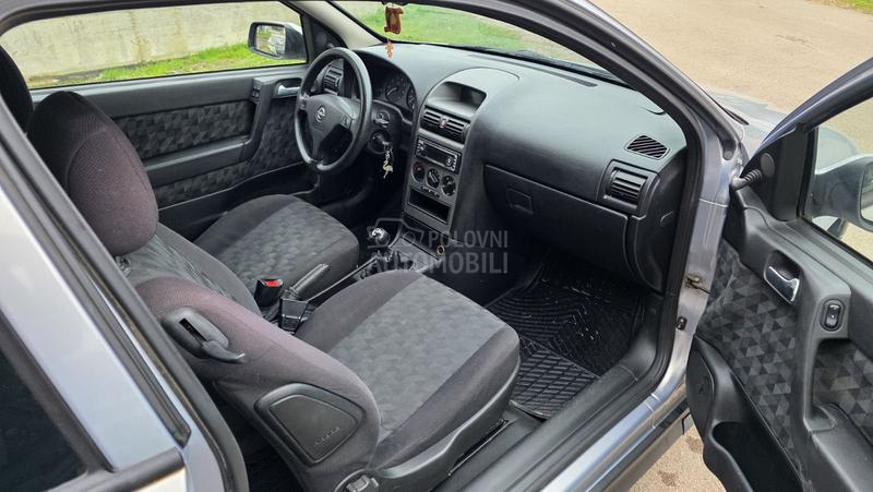 Opel Astra G 