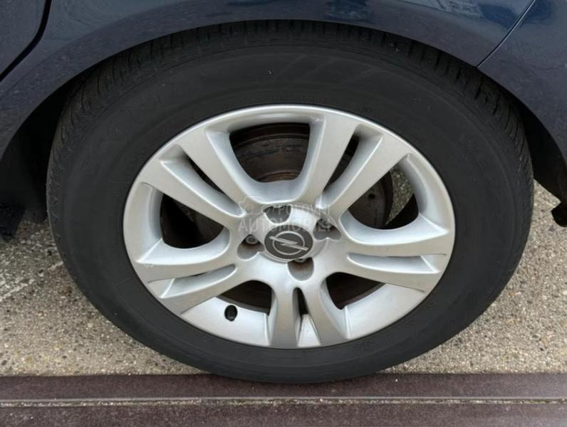 Opel Corsa D 1.3 cdti