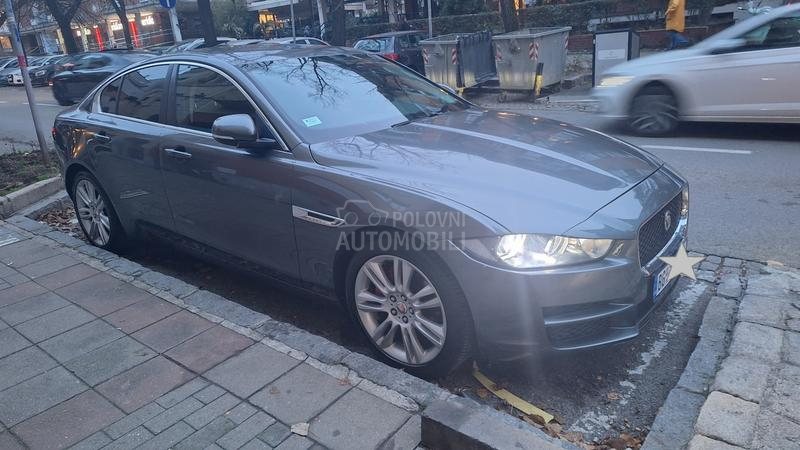 Jaguar XE 2.0 Dynamic