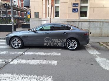 Jaguar XE 2.0 Dynamic