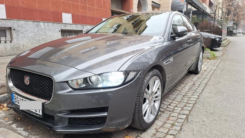 Jaguar XE 2.0 Dynamic