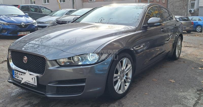 Jaguar XE 2.0 Dynamic