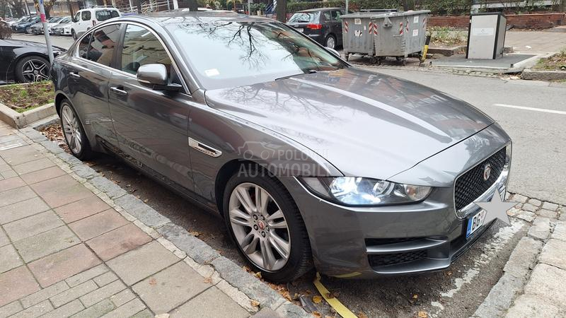 Jaguar XE 2.0 Dynamic