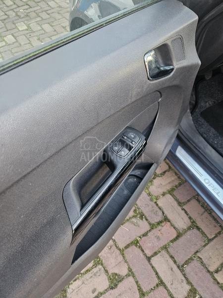 Opel Corsa D 1.3 cdti