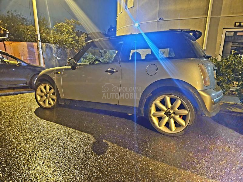 MINI Cooper 