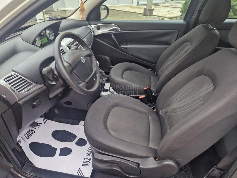 Lancia Ypsilon 1.4 TNG