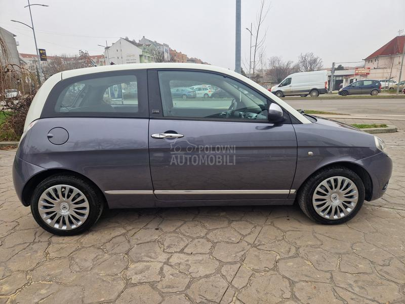 Lancia Ypsilon 1.4 TNG