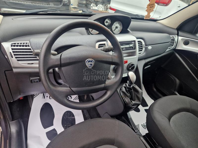 Lancia Ypsilon 1.4 TNG