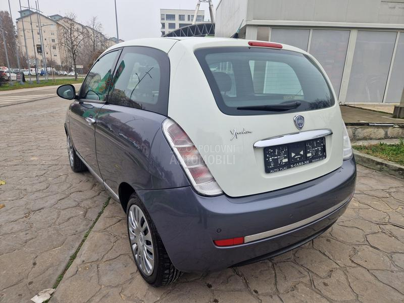 Lancia Ypsilon 1.4 TNG
