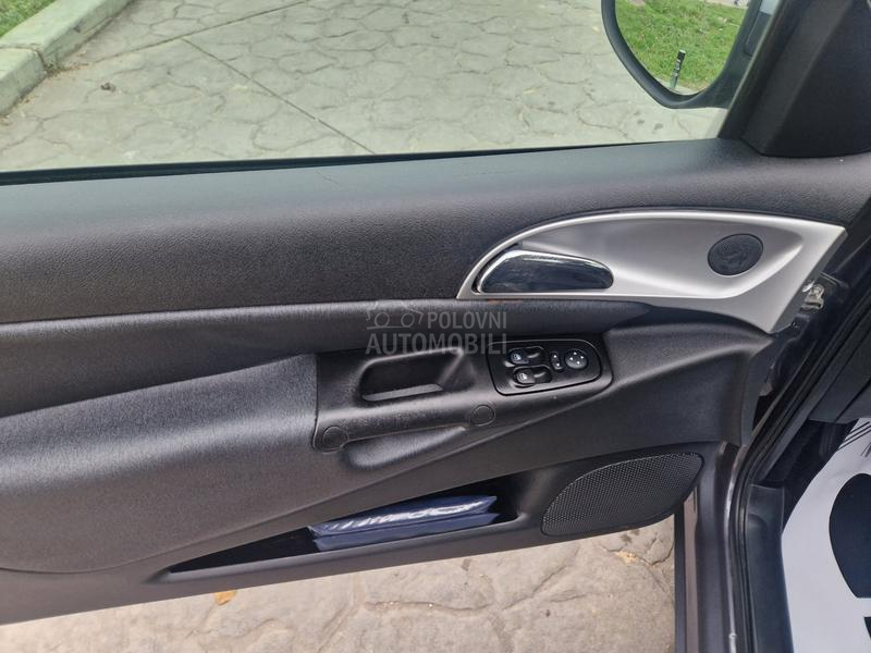 Lancia Ypsilon 1.4 TNG