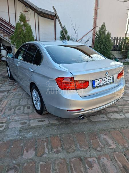 BMW 320 Harman kardonHead UP