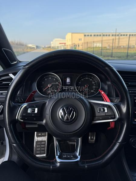 Volkswagen Golf 7 GTI