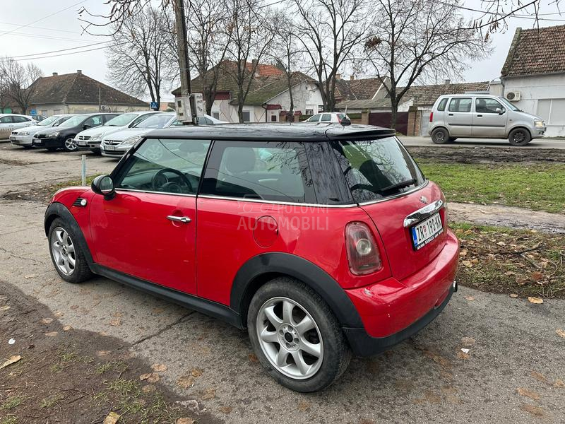 MINI Cooper 