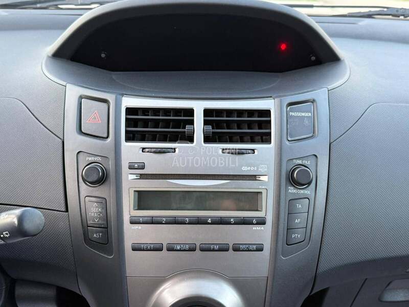 Toyota Yaris 1.3 T O P