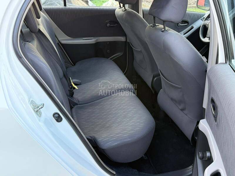 Toyota Yaris 1.3 T O P