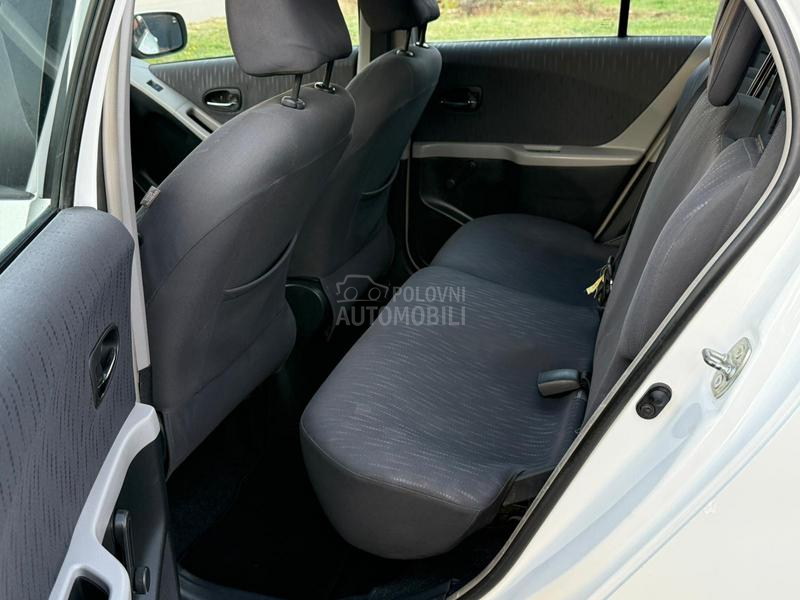 Toyota Yaris 1.3 T O P
