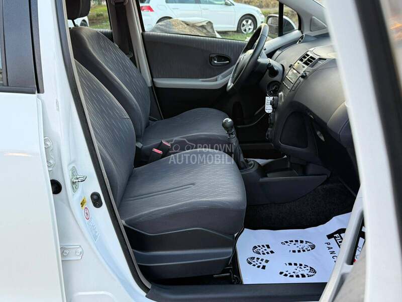 Toyota Yaris 1.3 T O P