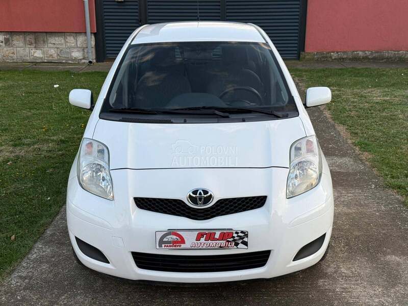Toyota Yaris 1.3 T O P