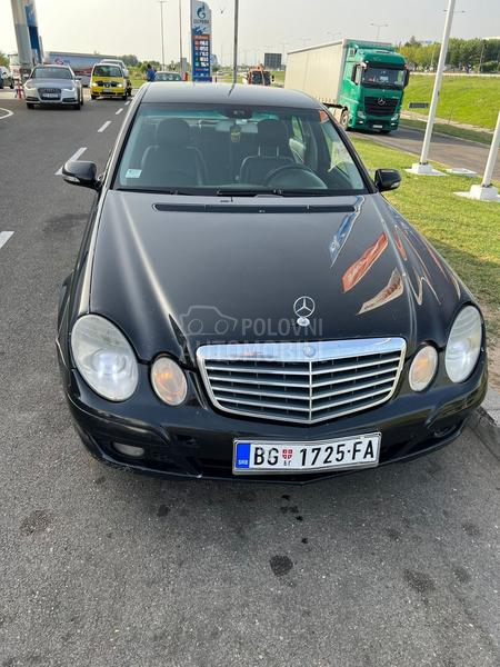 Mercedes Benz E 220 