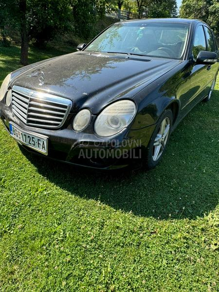 Mercedes Benz E 220 