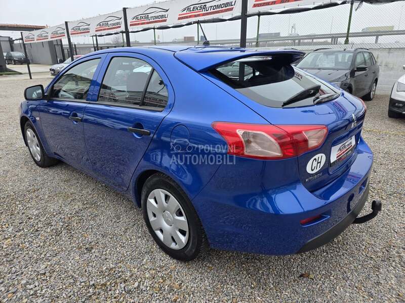 Mitsubishi Lancer 1.5/CH/179.000 K.M