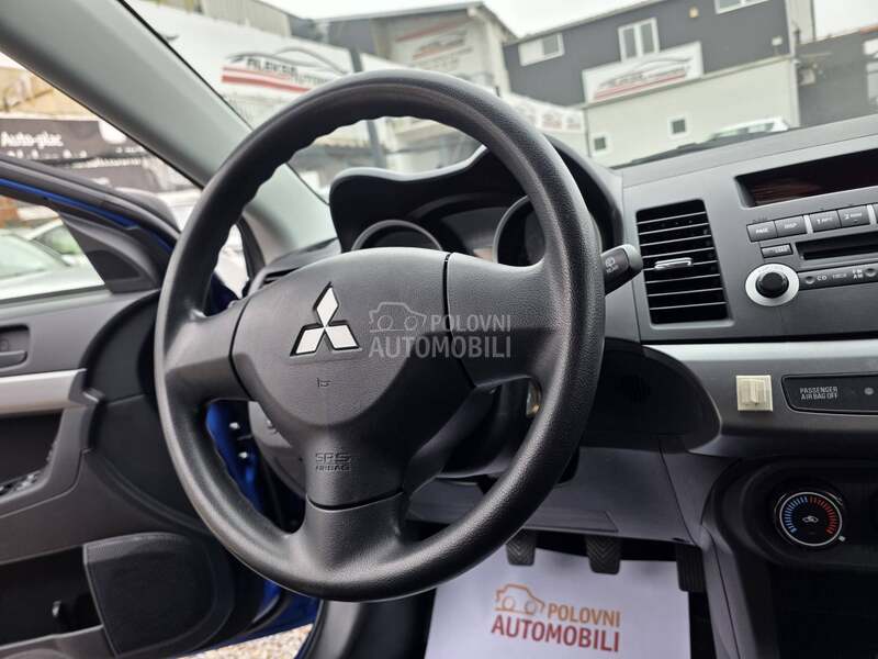 Mitsubishi Lancer 1.5/CH/179.000 K.M