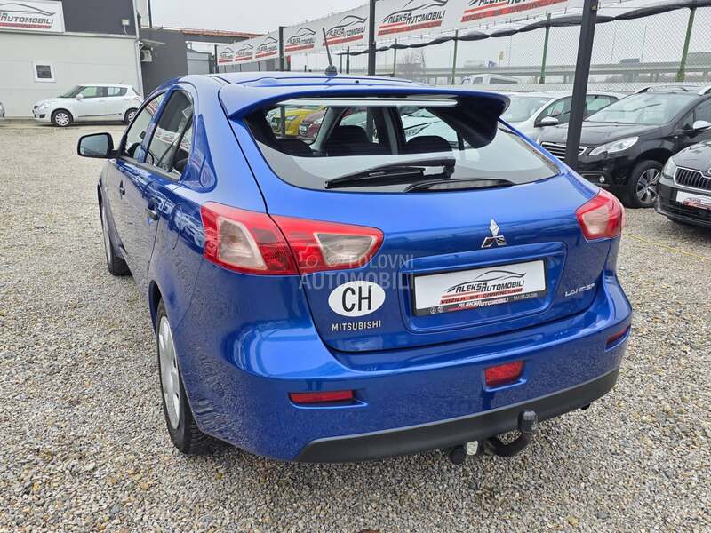 Mitsubishi Lancer 1.5/CH/179.000 K.M