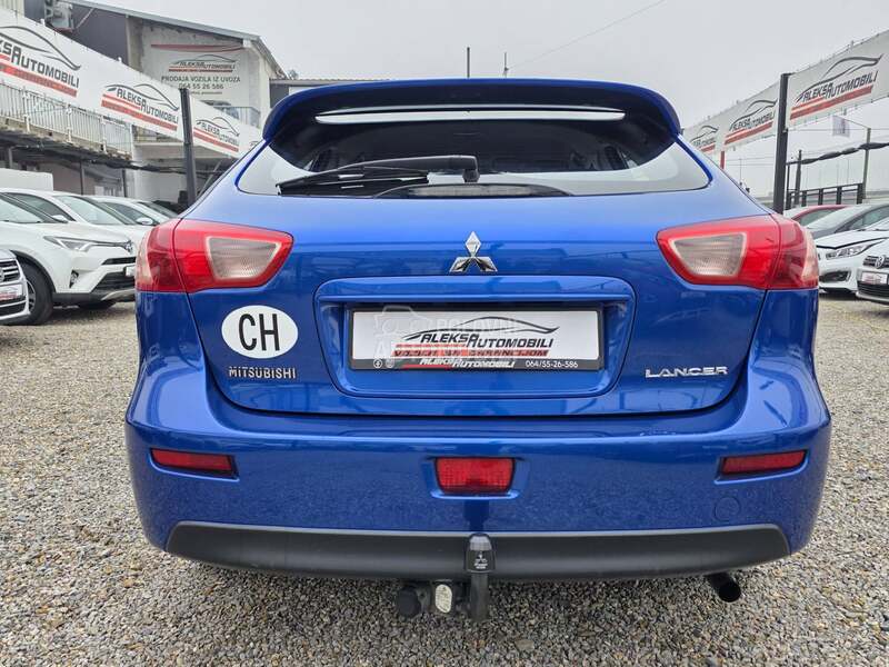 Mitsubishi Lancer 1.5/CH/179.000 K.M