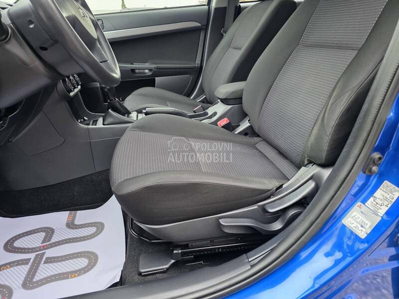 Mitsubishi Lancer 1.5/CH/179.000 K.M