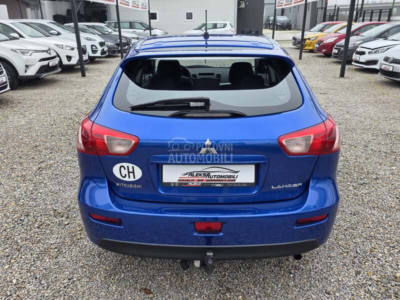 Mitsubishi Lancer 1.5/CH/179.000 K.M