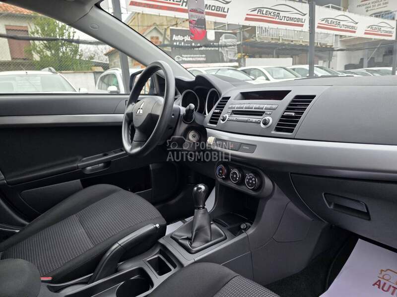 Mitsubishi Lancer 1.5/CH/179.000 K.M