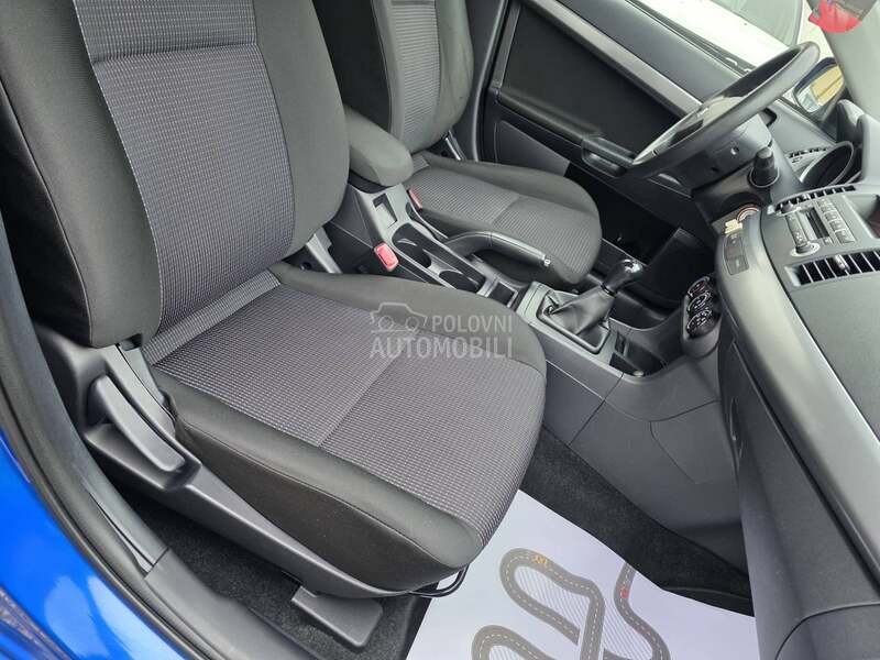 Mitsubishi Lancer 1.5/CH/179.000 K.M