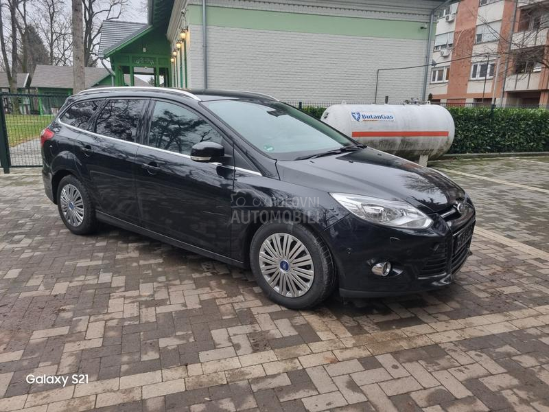 Ford Focus Powershift Titanium