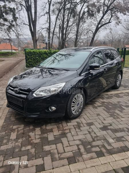 Ford Focus Powershift Titanium
