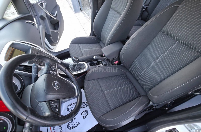 Opel Astra J 1.7 CDTI N.A.V.I