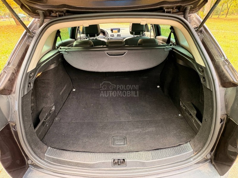 Renault Megane 1.5dci PANO kož bose