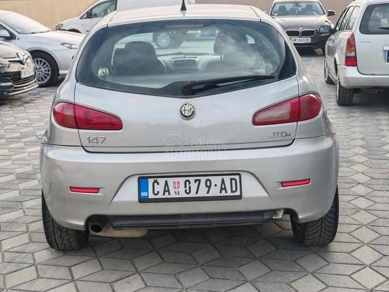 Alfa Romeo 147 REG / DUGO