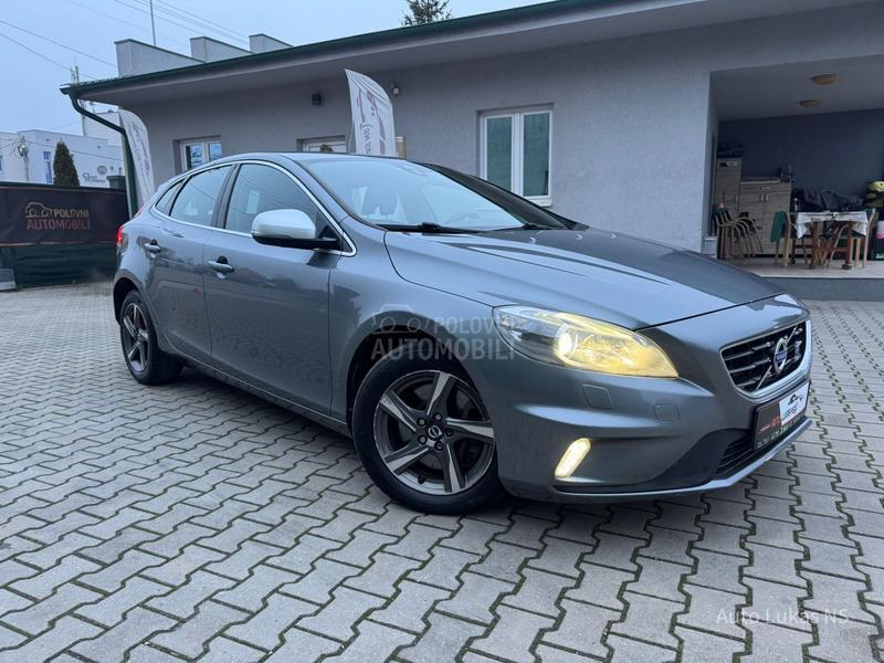 Volvo V40 2.0 R-design