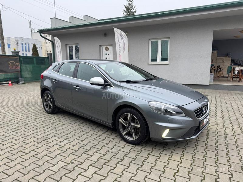 Volvo V40 2.0 R-design