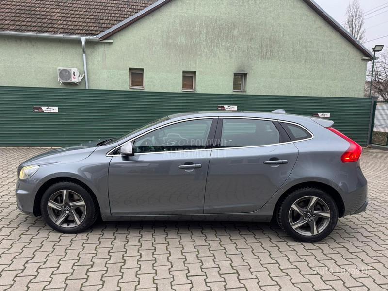 Volvo V40 2.0 R-design