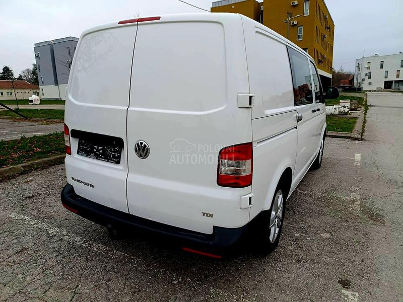 Volkswagen Transporter T5 2.0 tdi