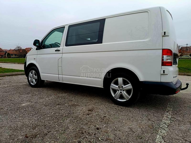 Volkswagen Transporter T5 2.0 tdi