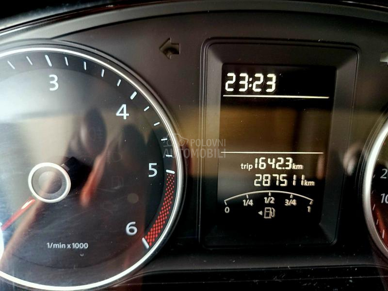 Volkswagen Transporter T5 2.0 tdi