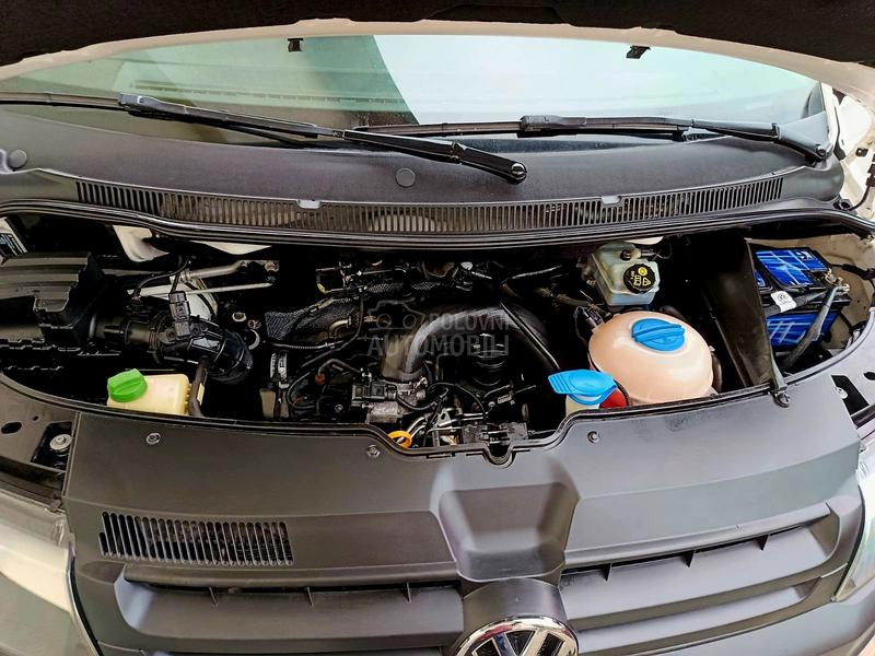 Volkswagen Transporter T5 2.0 tdi