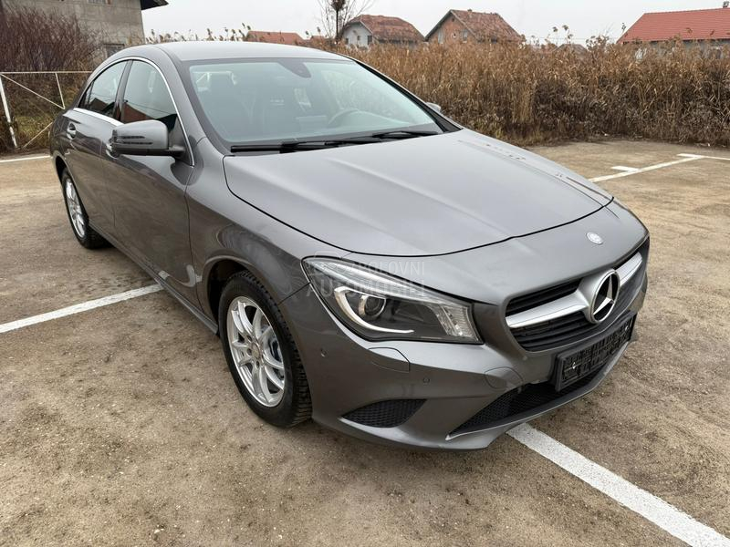 Mercedes Benz CLA 180 LED/AUTO MATIK/FUL