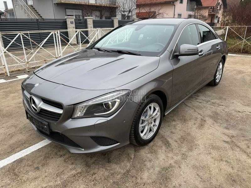 Mercedes Benz CLA 180 LED/AUTO MATIK/FUL
