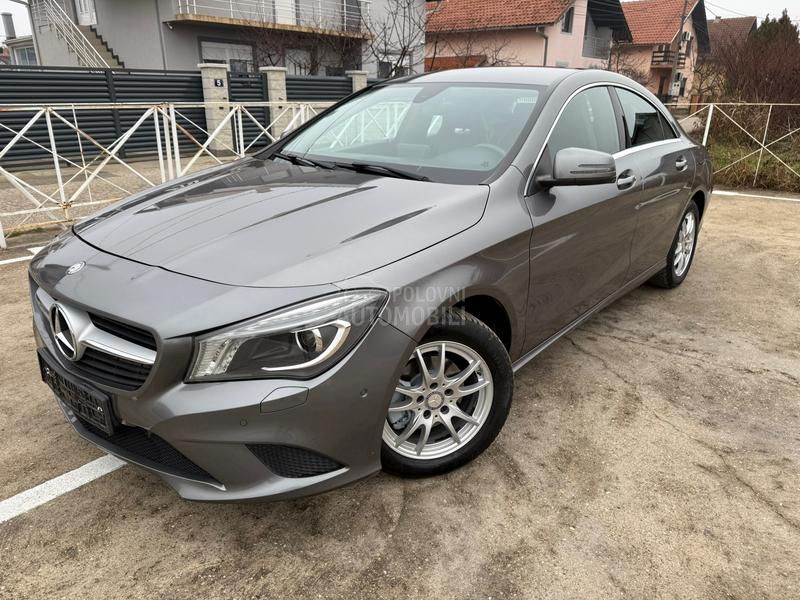 Mercedes Benz CLA 180 LED/AUTO MATIK/FUL