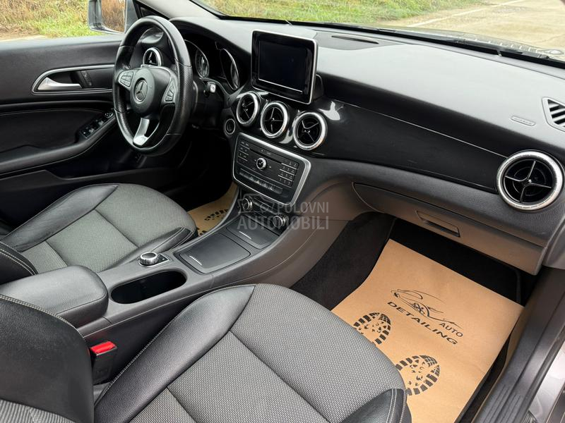 Mercedes Benz CLA 180 LED/AUTO MATIK/FUL
