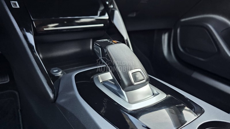 Peugeot 2008 1.5d 131 ALLURE