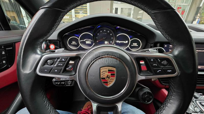Porsche Cayenne Cayenne S Coupe